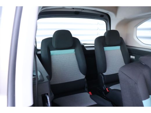 Citroën Berlingo XL Citroën Berlingo 1.2 PURETECH 130PK 7-ZITS FEEL AUTOMAAT / NAVI / CLIMA / LED / PDC / BLUETOOT... ActivLease financial lease