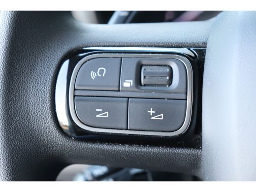Citroën Berlingo XL Citroën Berlingo 1.2 PURETECH 130PK 7-ZITS FEEL AUTOMAAT / NAVI / CLIMA / LED / PDC / BLUETOOT... ActivLease financial lease