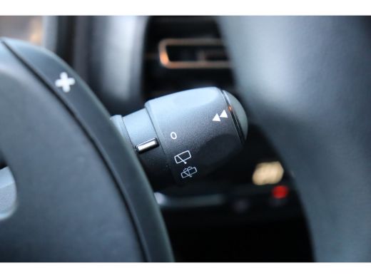 Citroën Berlingo XL Citroën Berlingo 1.2 PURETECH 130PK 7-ZITS FEEL AUTOMAAT / NAVI / CLIMA / LED / PDC / BLUETOOT... ActivLease financial lease