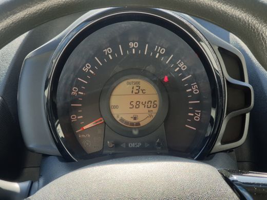Citroën C1 Citroen 1.0 VTi Feel | Achteruitrijcamera | Apple Carplay/Android Auto|telefoonintegratie premium... ActivLease financial lease