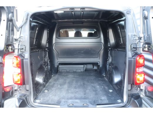 Fiat Scudo 2.0 MULTIJET 145PK L3H1 DC BUSINESS PRO AUTOMAAT / NAVI / AIRCO / LED / PDC / 17" LMV / CAMERA / ... ActivLease financial lease