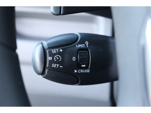 Fiat Scudo 2.0 MULTIJET 145PK L3H1 DC BUSINESS PRO AUTOMAAT / NAVI / AIRCO / LED / PDC / 17" LMV / CAMERA / ... ActivLease financial lease