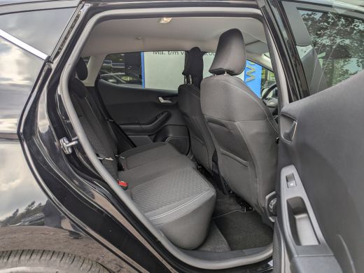 Ford Fiesta Ford | Navi | Climate | Cruise | Carplay | Keyless | Camera ActivLease financial lease
