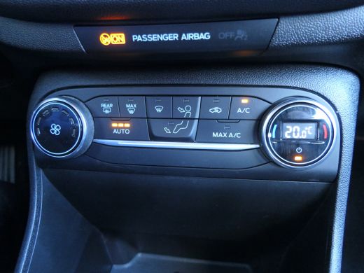 Ford Fiesta 1.0 EcoBoost ST-Line 17" LMV| Navigatie | LED | Climate Control | Cruise Control ActivLease financial lease