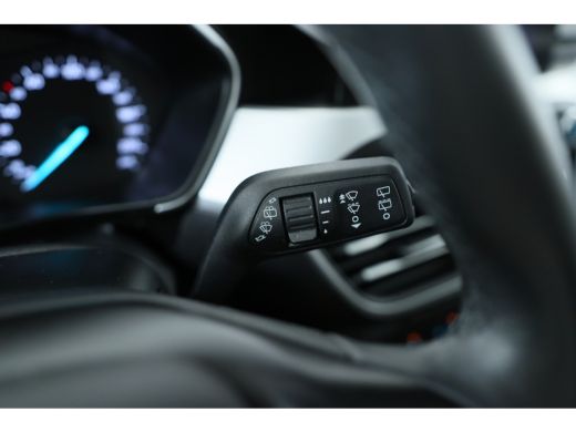 Ford Focus 1.0 EcoBoost Trend Edition | 1e Eigenaar! | Navi By App | Lichtmetalen Velgen | DAB | Limiter ActivLease financial lease
