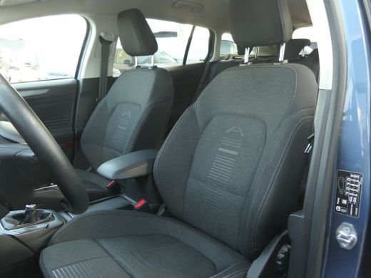 Ford FOCUS Wagon 1.0 EcoBoost Active | Hogere Instap |  AGR Stoelen | Climate Control | LED | Keyless | Navigatie ActivLease financial lease