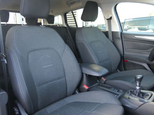 Ford FOCUS Wagon 1.0 EcoBoost Active | Hogere Instap |  AGR Stoelen | Climate Control | LED | Keyless | Navigatie ActivLease financial lease