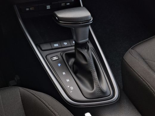 Hyundai Bayon 1.0 T-GDI Comfort Smart | Achteruitrijcamera | Navigatie | Apple Carplay/Android Auto | Cruise co... ActivLease financial lease