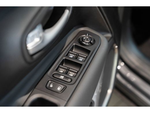 Jeep Renegade 1.5T e-Hybrid 130 7AT | Schuif-Kanteldak | Climate Controle | Navigatie | ActivLease financial lease