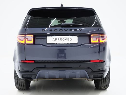 Land Rover Discovery Sport Land Rover P300e Dynamic SE | El. trekhaak | 20 Inch | Black Pack | Panoramadak | Driver Assist Pack ActivLease financial lease