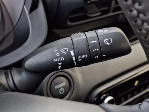 Mazda 2 Hybrid 1.5 Exclusive-line | Achteruitrijcamera | Stoel/stuurverwarming | Apple Carplay/Android Au... ActivLease financial lease