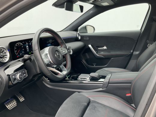 Mercedes A-Klasse 250 e AMG Line Pano Sfeerverl Stoelverw Nav/Cam Plug-in 13496KM! ActivLease financial lease