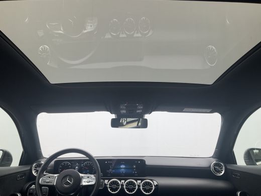 Mercedes A-Klasse 250 e AMG Line Pano Sfeerverl Stoelverw Nav/Cam Plug-in 13496KM! ActivLease financial lease