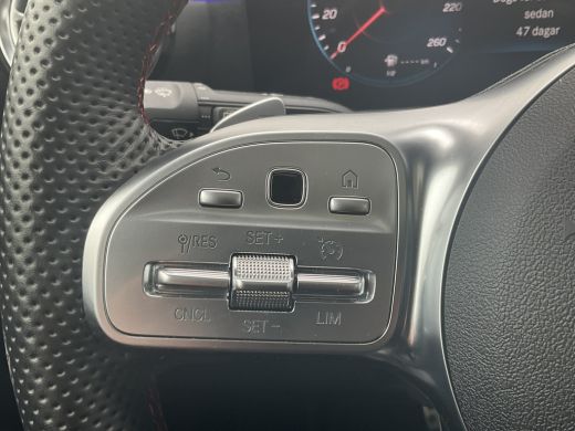 Mercedes A-Klasse 250 e AMG Line Pano Sfeerverl Stoelverw Nav/Cam Plug-in 13496KM! ActivLease financial lease