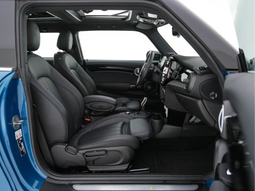 Mini Mini Electric Classic Premium Plus-Pack 33 kWh [ 3-Fase ] (INCL-BTW) Aut. *PANO | FULL-LEATHER | FULL-LED | HAR... ActivLease financial lease