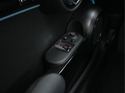 Mini Mini Electric Classic Premium Plus-Pack 33 kWh [ 3-Fase ] (INCL-BTW) Aut. *PANO | FULL-LEATHER | FULL-LED | HAR... ActivLease financial lease