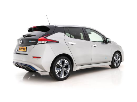 Nissan Leaf N-Connecta 40 kWh (INCL-BTW)  Aut. *ADAPTIVE-CRUISE | NAVI-FULLMAP | SURROUND-VIEW | CARPLAY | KE... ActivLease financial lease