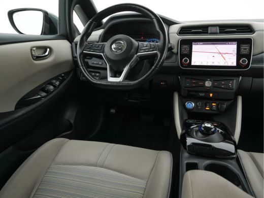 Nissan Leaf N-Connecta 40 kWh (INCL-BTW)  Aut. *ADAPTIVE-CRUISE | NAVI-FULLMAP | SURROUND-VIEW | CARPLAY | KE... ActivLease financial lease