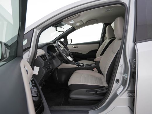 Nissan Leaf N-Connecta 40 kWh (INCL-BTW)  Aut. *ADAPTIVE-CRUISE | NAVI-FULLMAP | SURROUND-VIEW | CARPLAY | KE... ActivLease financial lease