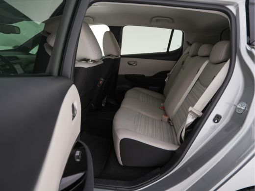 Nissan Leaf N-Connecta 40 kWh (INCL-BTW)  Aut. *ADAPTIVE-CRUISE | NAVI-FULLMAP | SURROUND-VIEW | CARPLAY | KE... ActivLease financial lease
