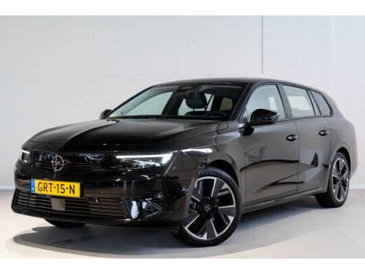 Opel Astra Electric Opel Tourer 54 kWh Edition | Trekhaak | Apple Carplay & Android Auto | 18 inch Lichtmeta... Opel Astra Electric Opel Tourer 54 kWh Edition | Trekhaak | Apple Carplay & Android Auto | 18 inch Lichtmeta...