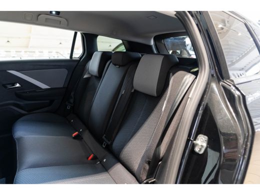 Opel Astra Electric Opel Tourer 54 kWh Edition | Trekhaak | Apple Carplay & Android Auto | 18 inch Lichtmeta... ActivLease financial lease