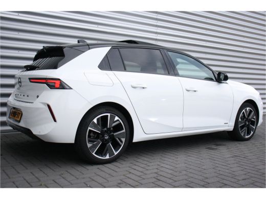 Opel Astra Electric ELECTRIC 54 KWH 157PK GS / NAVI / LEDER / CLIMA / LED / PDC / 18" LMV / CAMERA / KEYLESS... ActivLease financial lease