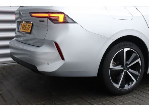 Opel Astra Sports Tourer Opel 1.6 TURBO 180PK HYBRID AUTOMAAT / NAVI / CLIMA / LED / PDC / 17" LMV / BLUETOO... ActivLease financial lease