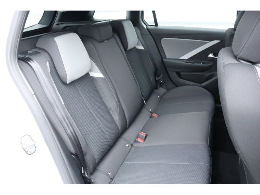 Opel Astra Sports Tourer Opel 1.6 TURBO 180PK HYBRID AUTOMAAT / NAVI / CLIMA / LED / PDC / 17" LMV / BLUETOO... ActivLease financial lease