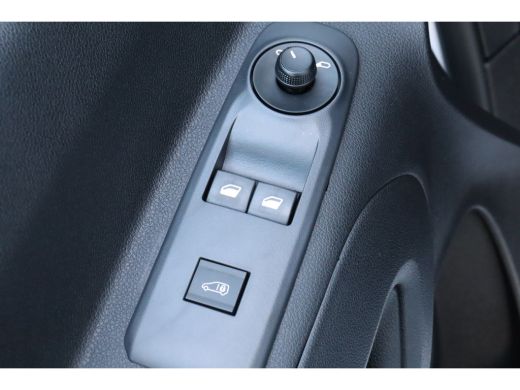 Opel Combo 1.5D 100PK L1H1 EDITION / NAVI / AIRCO / LED / PDC / BLUETOOTH / CRUISECONTROL / NIEUW / DIRECT L... ActivLease financial lease