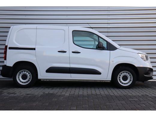 Opel Combo 1.5D 100PK L1H1 EDITION / NAVI / AIRCO / LED / PDC / BLUETOOTH / CRUISECONTROL / NIEUW / DIRECT L... ActivLease financial lease