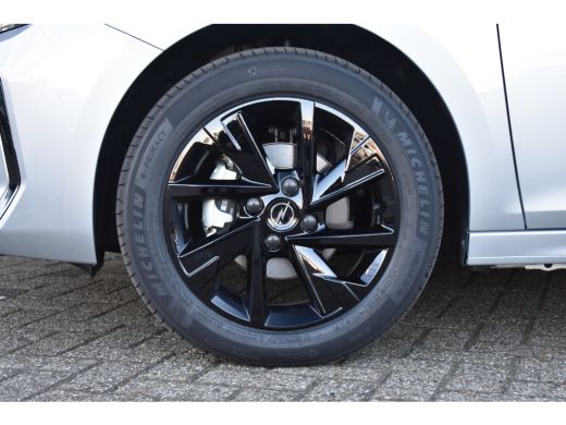 Opel Corsa Opel 1.2 Edition VOORRAAD-ACTIE! | Navigatie by App | 16"LMV | Full-LED | Parkeersensoren | Apple... ActivLease financial lease