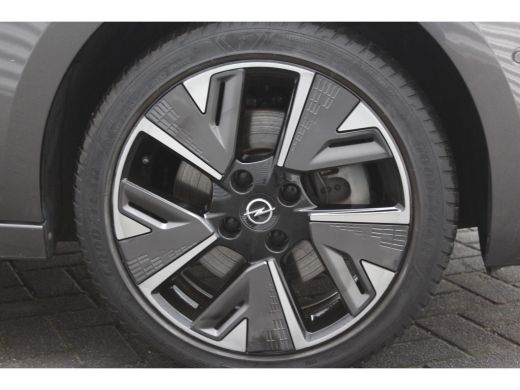 Opel CORSA-E EV 136PK ELEGANCE LAUNCH EDITION AUTOMAAT / NAVI / LEDER / CLIMA / PDC / 17" LMV / CAMERA / FULL-... ActivLease financial lease