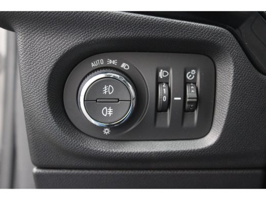 Opel CORSA-E EV 136PK ELEGANCE LAUNCH EDITION AUTOMAAT / NAVI / LEDER / CLIMA / PDC / 17" LMV / CAMERA / FULL-... ActivLease financial lease
