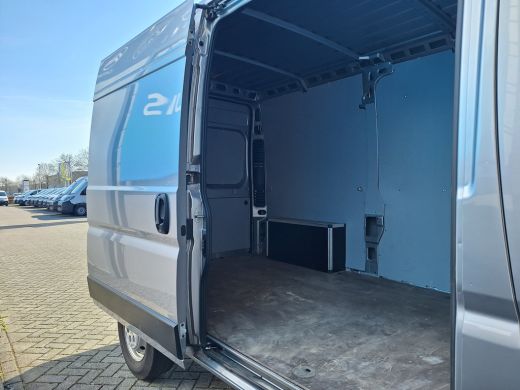 Opel Movano Opel 2.2D 140pk L2H2 3.3t | Apple Carplay/Android Auto | Airco | 7" Navigatiesysteem | Cruise Con... ActivLease financial lease