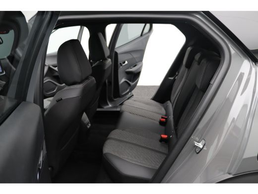 Peugeot 2008 Peugeot 1.2 Hybrid 136 Allure | Achteruitrijcamera | Airco (automatisch) | Apple Carplay/Android ... ActivLease financial lease