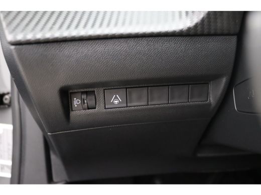 Peugeot 2008 Peugeot 1.2 Hybrid 136 Allure | Achteruitrijcamera | Airco (automatisch) | Apple Carplay/Android ... ActivLease financial lease