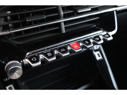 Peugeot 2008 1.2 PureTech Blue Lease Active D-riem vervangen / LED / Camera / Carplay / LMV / ActivLease financial lease