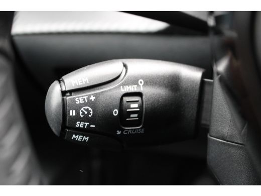 Peugeot 208 1.2 PureTech 75 Style | Navi by app | Apple carplay | Bluetooth | Parkeersensoren | Nieuw | ActivLease financial lease