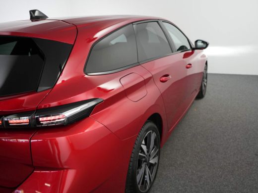 Peugeot 308 SW SW 1.2 PureTech Allure | Navi | Cruise | Clima | Parkeersensoren | Apple Carplay/ android auto... ActivLease financial lease