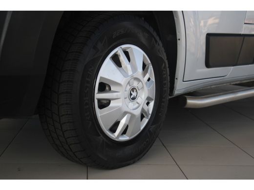 Peugeot Boxer 330 2.0 BlueHDI L2H2 Premium Pack | PARKEERCAMERA | AIRCO | CRUISE | NAVI | 3-ZITS ActivLease financial lease
