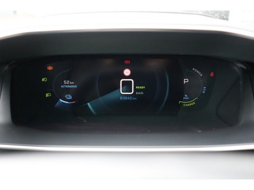 Peugeot e-2008 EV 136PK ALLURE PACK AUTOMAAT / NAVI / LEDER / CLIMA / LED / PDC / 17" LMV / CAMERA / KEYLESS / A... ActivLease financial lease