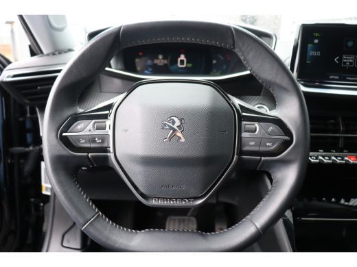 Peugeot e-2008 EV 136PK ALLURE PACK AUTOMAAT / NAVI / LEDER / CLIMA / LED / PDC / 17" LMV / CAMERA / KEYLESS / A... ActivLease financial lease