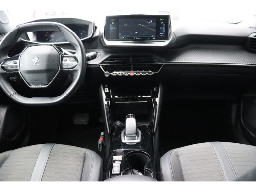 Peugeot e-2008 EV 136PK ALLURE PACK AUTOMAAT / NAVI / LEDER / CLIMA / LED / PDC / 17" LMV / CAMERA / KEYLESS / A... ActivLease financial lease