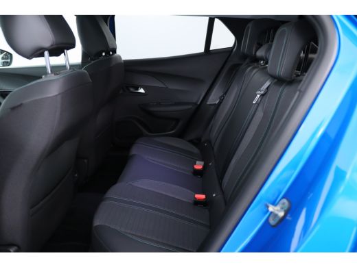 Peugeot e-2008 EV Allure Pack 50 kWh | Camera | Navigatie | Parkeersensoren | Climate Control | Cruise Control |... ActivLease financial lease