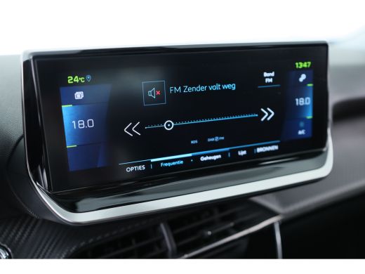 Peugeot e-2008 EV Allure Pack 50 kWh | Camera | Navigatie | Parkeersensoren | Climate Control | Cruise Control |... ActivLease financial lease