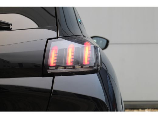 Peugeot e-208 Peugeot EV GT Pack 50 kWh | Pano | Adap. Cruise C. | Dode Hoek | Camera | Navi | St. Verw. | | Pa... ActivLease financial lease