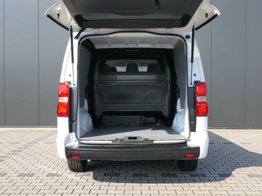 Peugeot Expert 2.0 BlueHDI 180 Long Asphalt DC | Automaat | Dubbele Cabine | Navigatie | BLIS | Passagiersstoel ... ActivLease financial lease