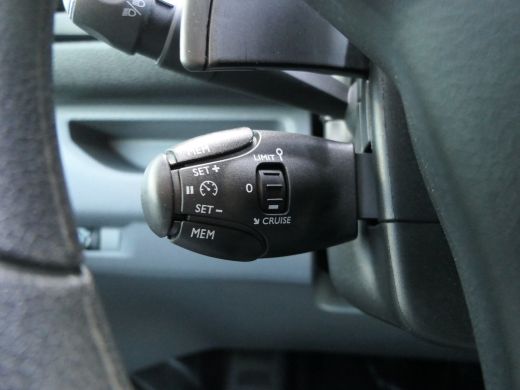 Peugeot Expert 2.0 BlueHDI 180 Long Asphalt DC | Automaat | Dubbele Cabine | Navigatie | BLIS | Passagiersstoel ... ActivLease financial lease