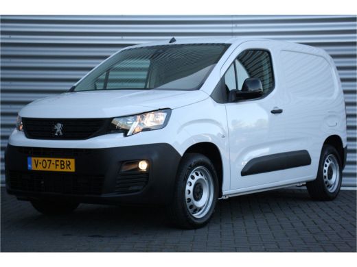 Peugeot Partner 1.5 BLUEHDI 100PK L1H1 / NAVI / AIRCO / LED / PDC / CAMERA / BLUETOOTH / CRUISECONTROL / 1E EIGEN... Peugeot Partner 1.5 BLUEHDI 100PK L1H1 / NAVI / AIRCO / LED / PDC / CAMERA / BLUETOOTH / CRUISECONTROL / 1E EIGEN...